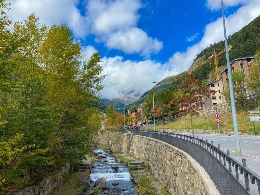 Iconic - A Pie De Pistas En 1 Minuto - Terraza Con Vistas Al Valle Arinsal - Parking Gratis L By Bonesvacances Exteriér fotografie