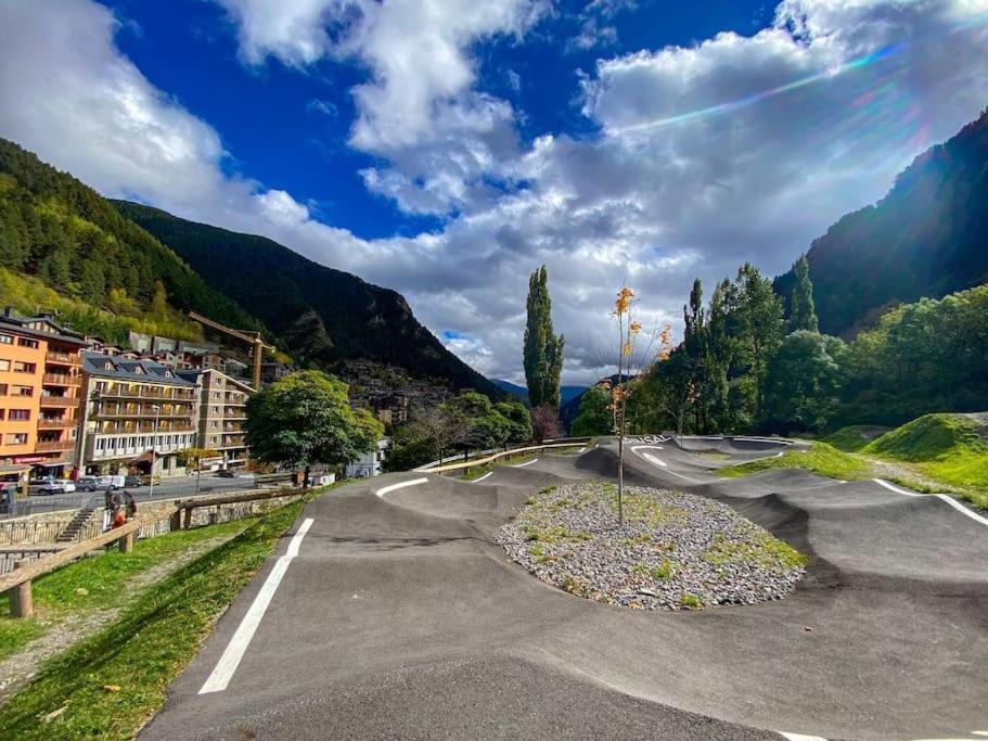 Iconic - A Pie De Pistas En 1 Minuto - Terraza Con Vistas Al Valle Arinsal - Parking Gratis L By Bonesvacances Exteriér fotografie