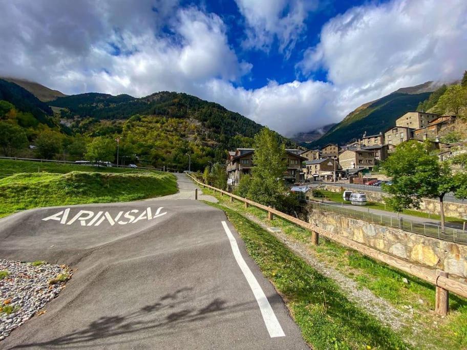 Iconic - A Pie De Pistas En 1 Minuto - Terraza Con Vistas Al Valle Arinsal - Parking Gratis L By Bonesvacances Exteriér fotografie