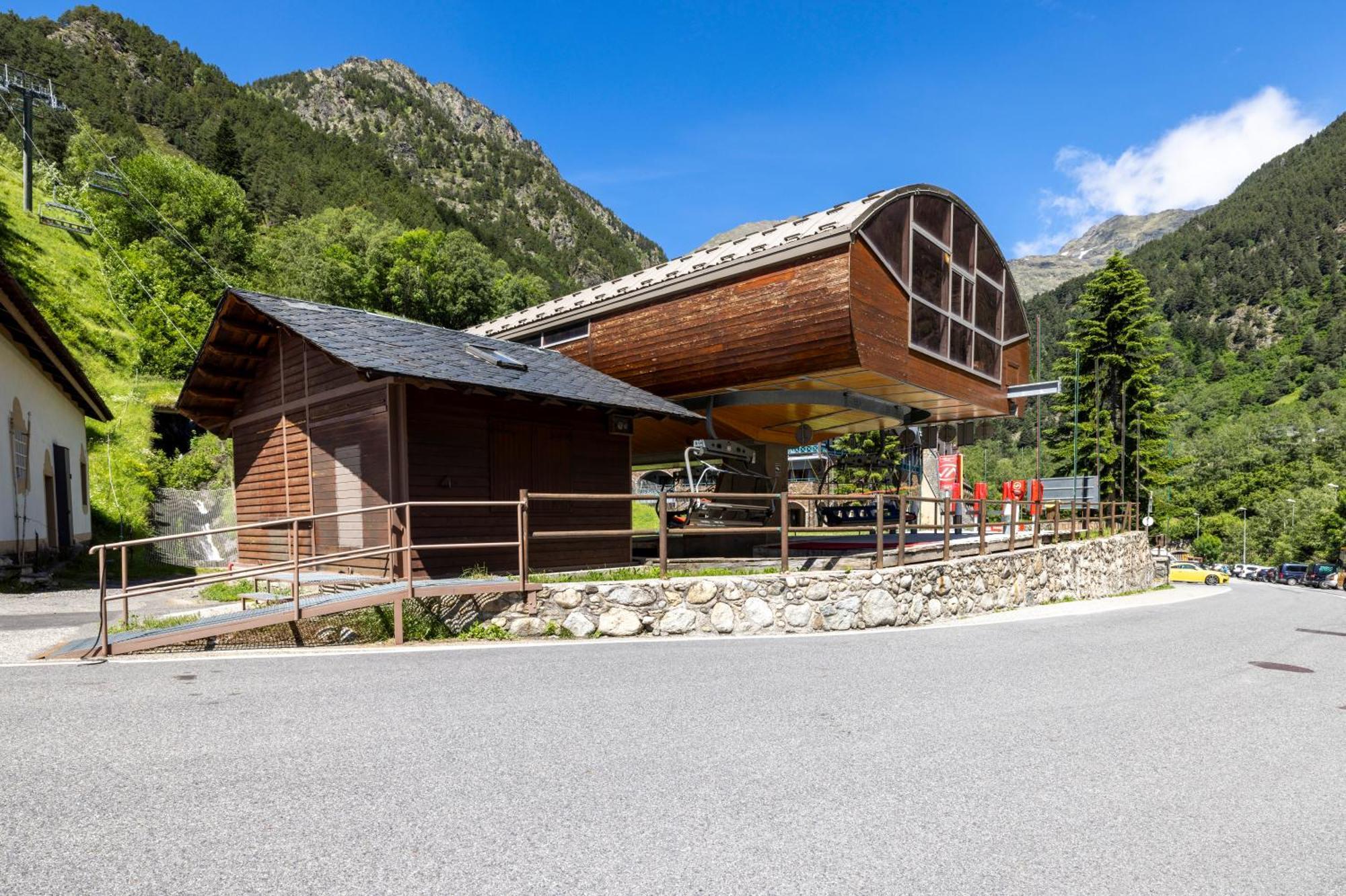 Iconic - A Pie De Pistas En 1 Minuto - Terraza Con Vistas Al Valle Arinsal - Parking Gratis L By Bonesvacances Exteriér fotografie