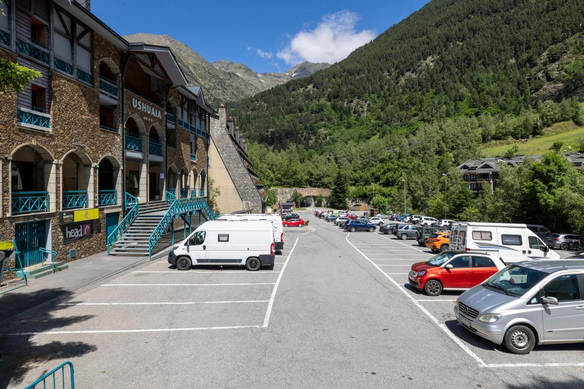 Iconic - A Pie De Pistas En 1 Minuto - Terraza Con Vistas Al Valle Arinsal - Parking Gratis L By Bonesvacances Exteriér fotografie